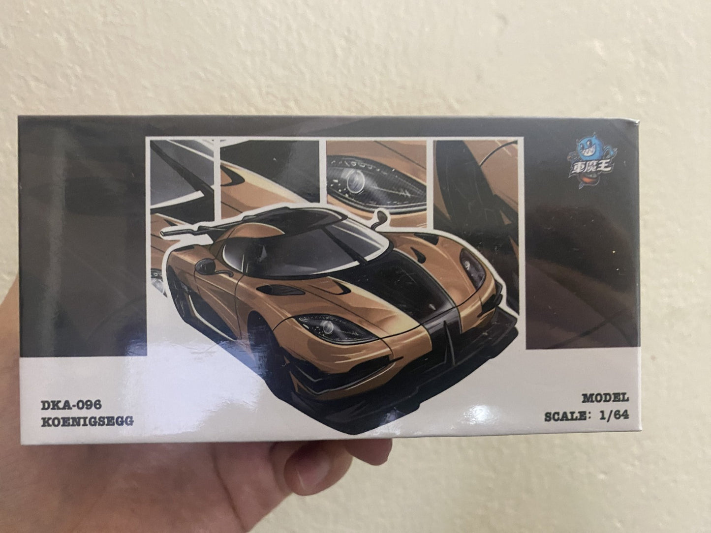 Demon King Koenigsegg One:1 Style 1/64 Diecast Model Car Gold