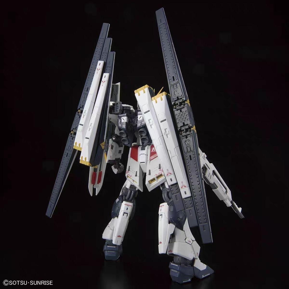 RG 1/144 RX-93 Nu Gundam Double Fin Funnel Type | Bandai RG Gunpla Model Kit