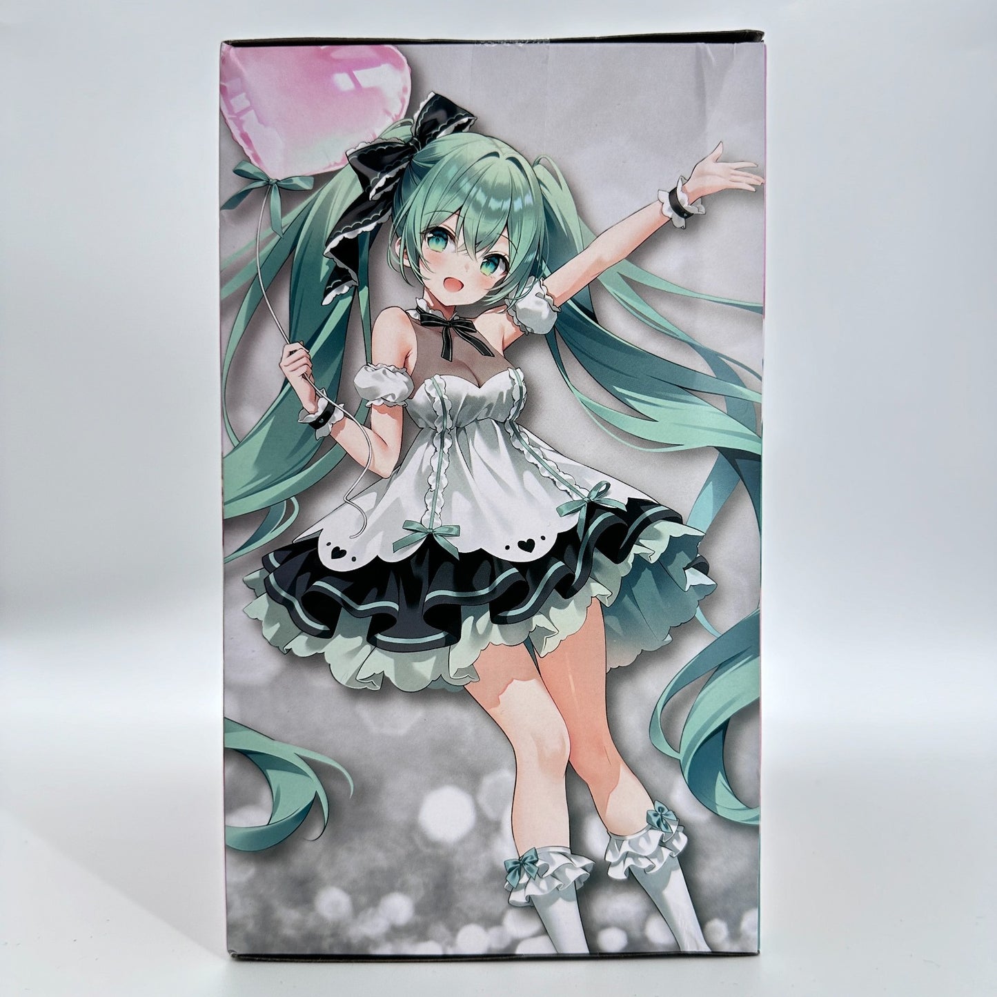 Hatsune Miku Birthday 2025 AMP Figure Party Ver. | Taito Artist Masterpiece+