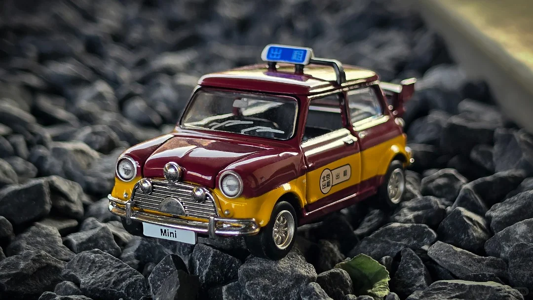 Tiny Mini Cooper Taxi 1/64 Diecast Model Car Classic UK City Cab