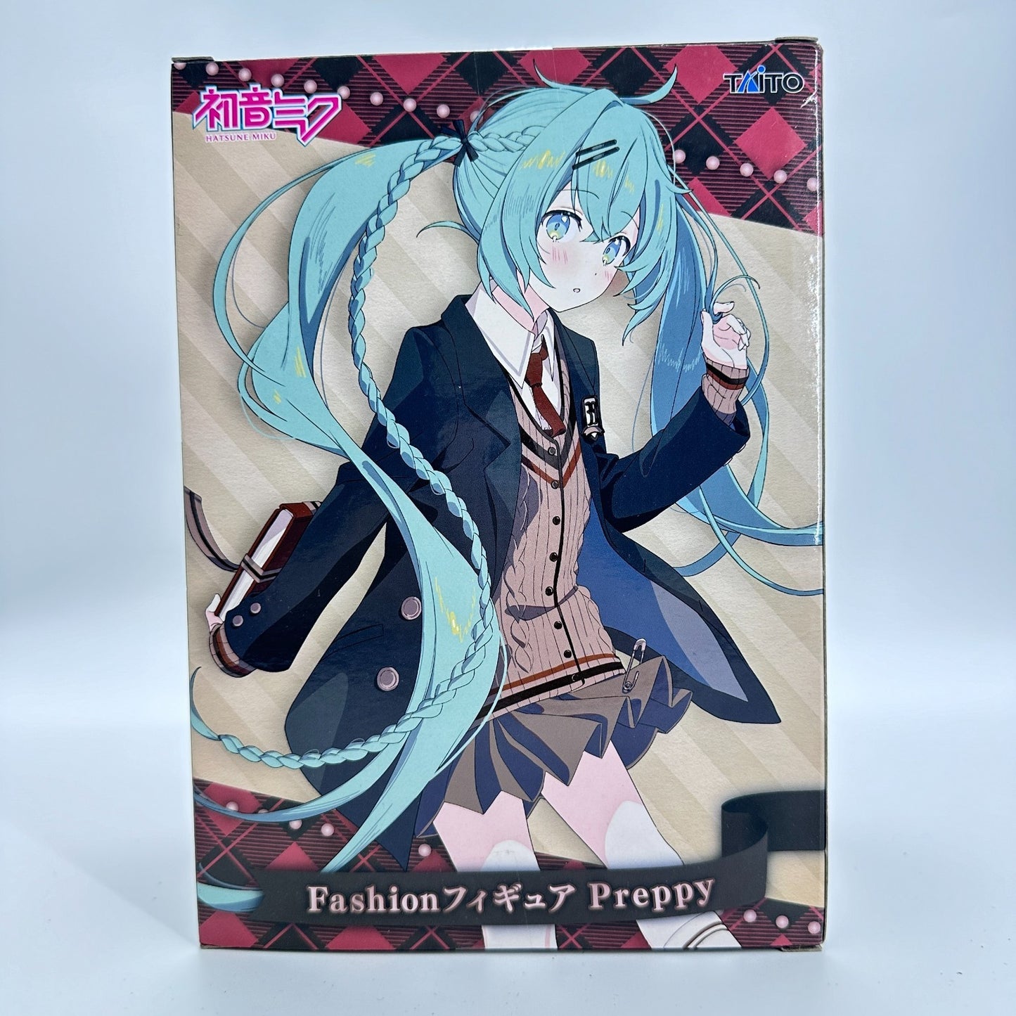 Hatsune Miku Fashion Figure Preppy Ver. | Taito Vocaloid Anime Figure