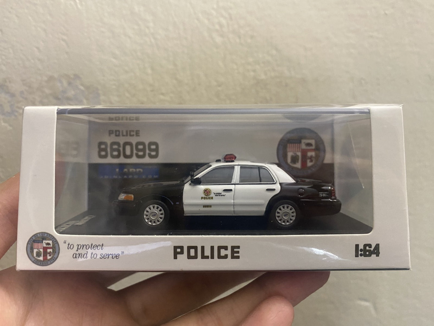 1/64 Ford Crown Victoria Police Car Diecast LAPD Style Model GOC