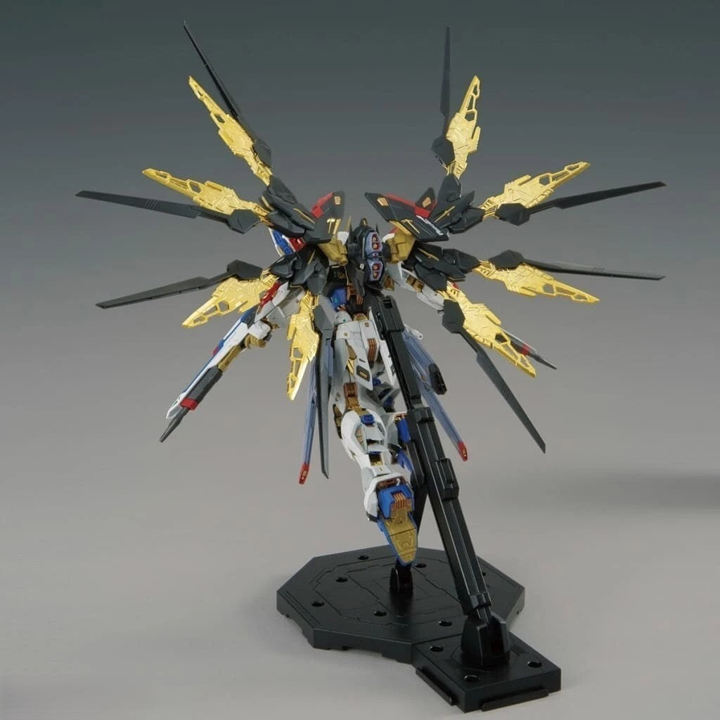 Bandai MGEX 1/100 Strike Freedom Gundam ZGMF-X20A MG Extreme LED Compatible SEED