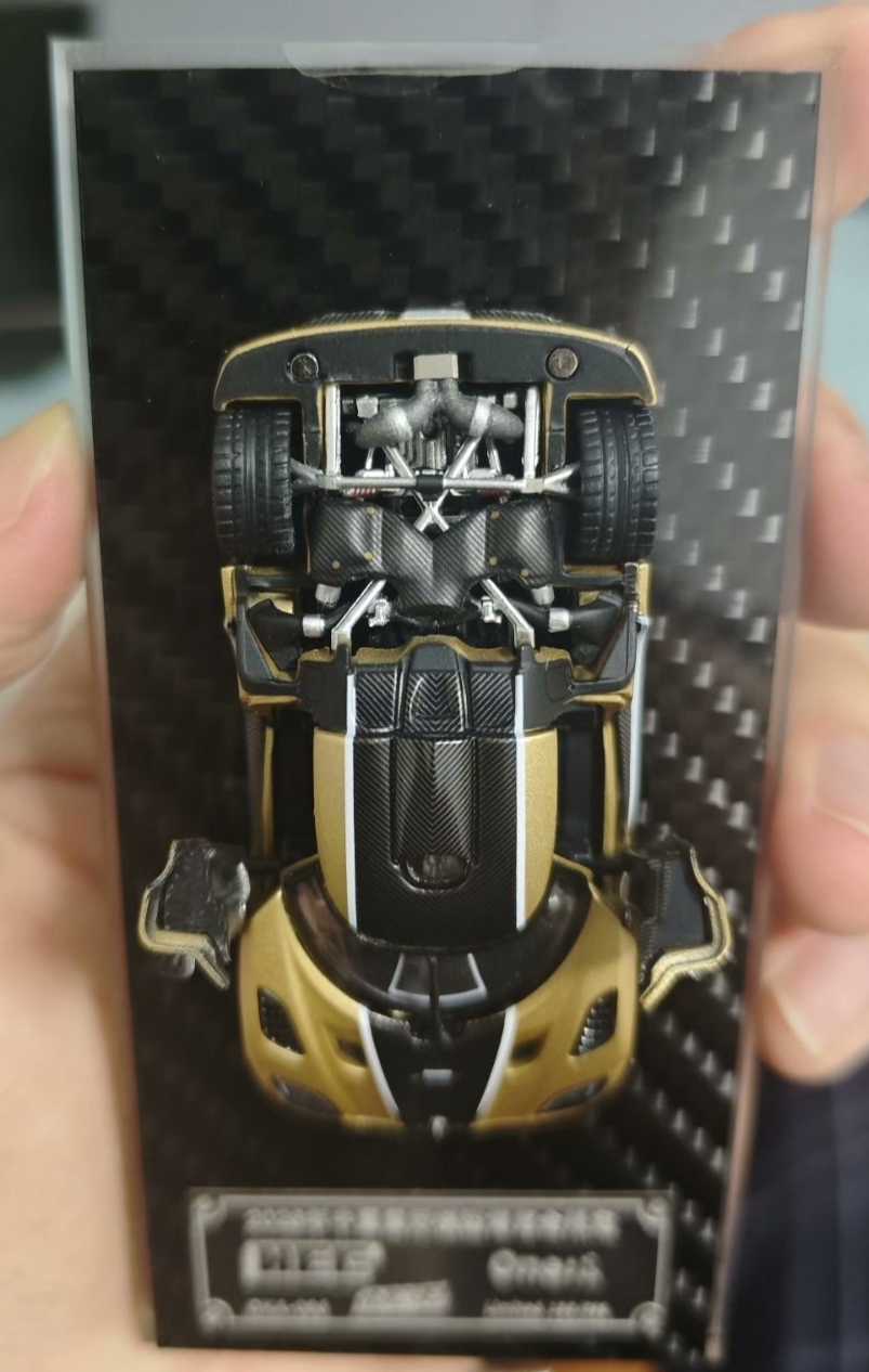 Demon King Koenigsegg One:1 Style 1/64 Diecast Model Car Gold