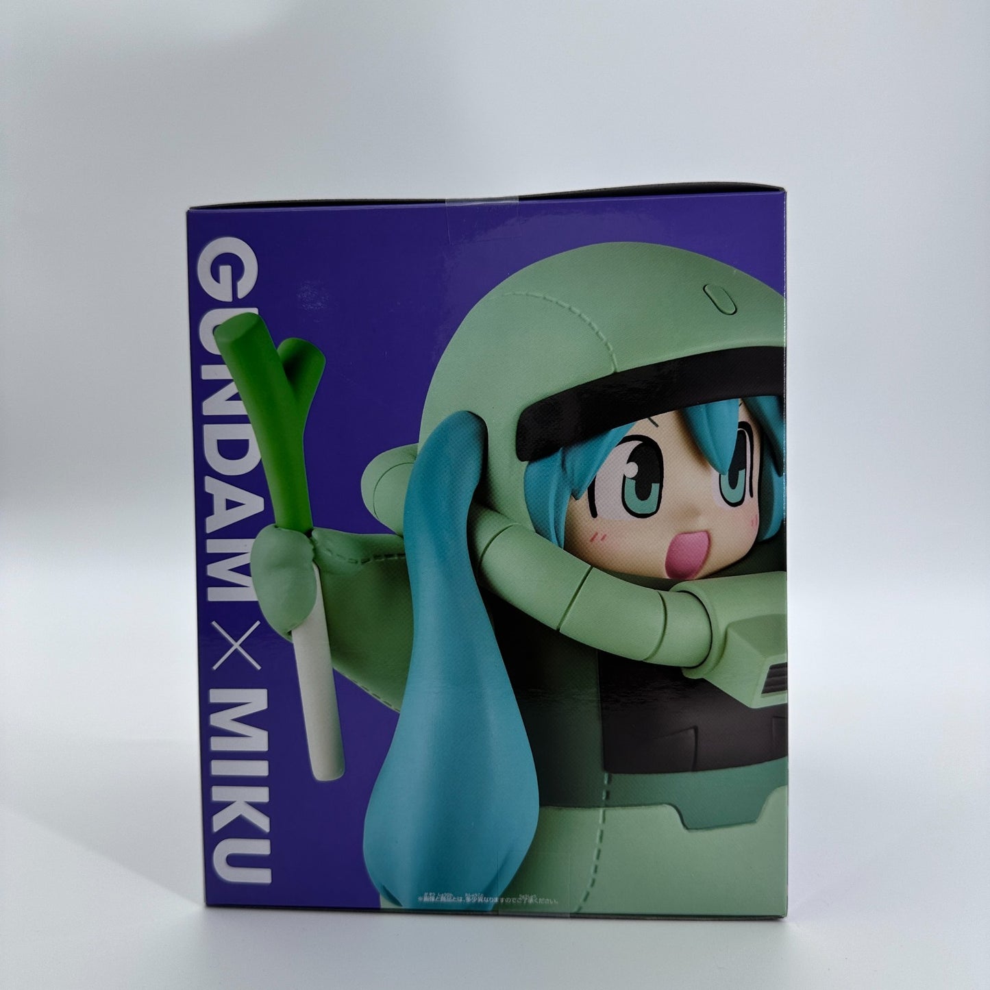 Gundam x Hatsune Miku 45th Anniversary Zaku Miku Figure Banpresto New