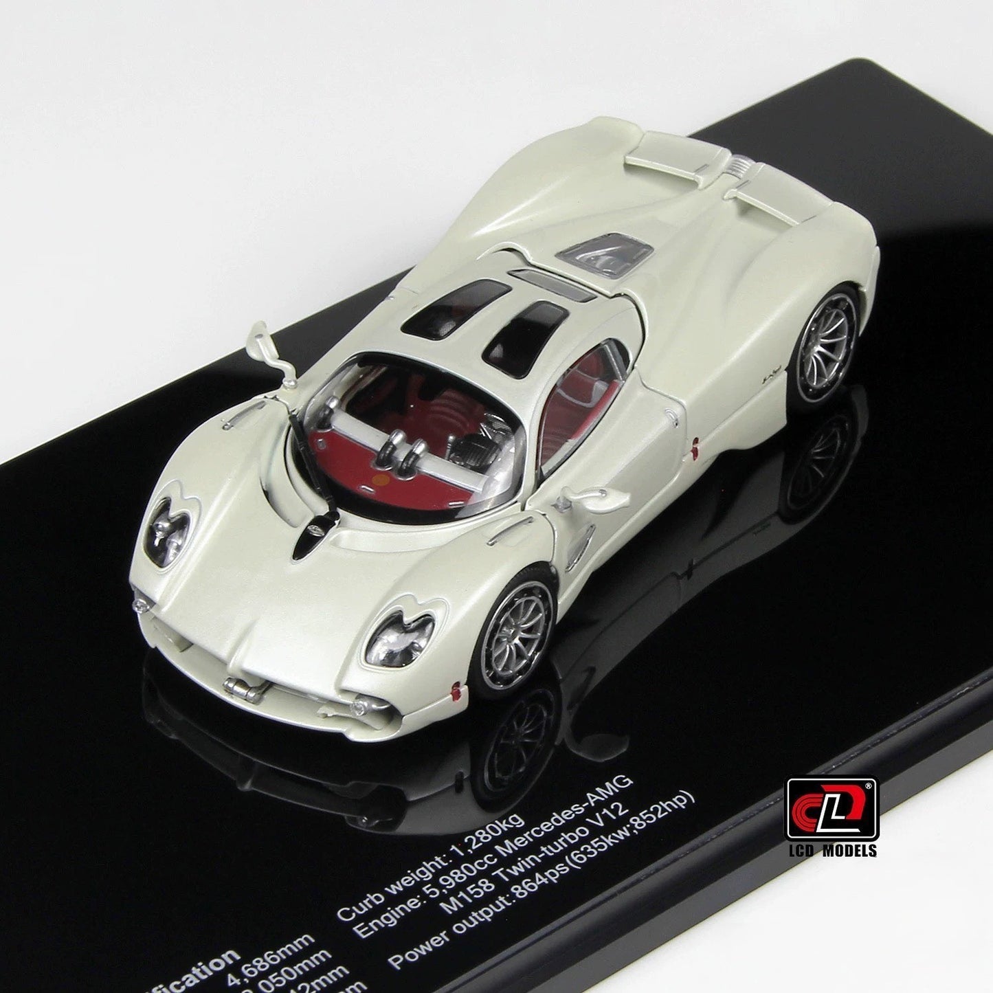 LCD 1/43 Pagani Utopia White Full Opening Diecast Model