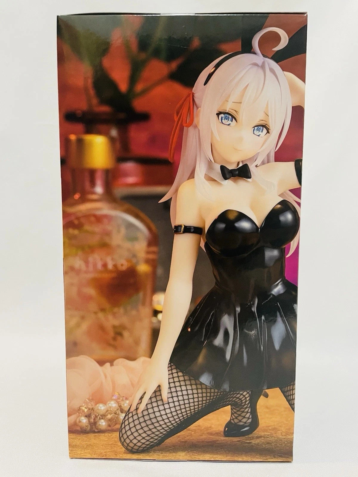 Alya Sometimes Hides Her Feelings in Russian One–Seventh Carat Figure Bunny Ver.