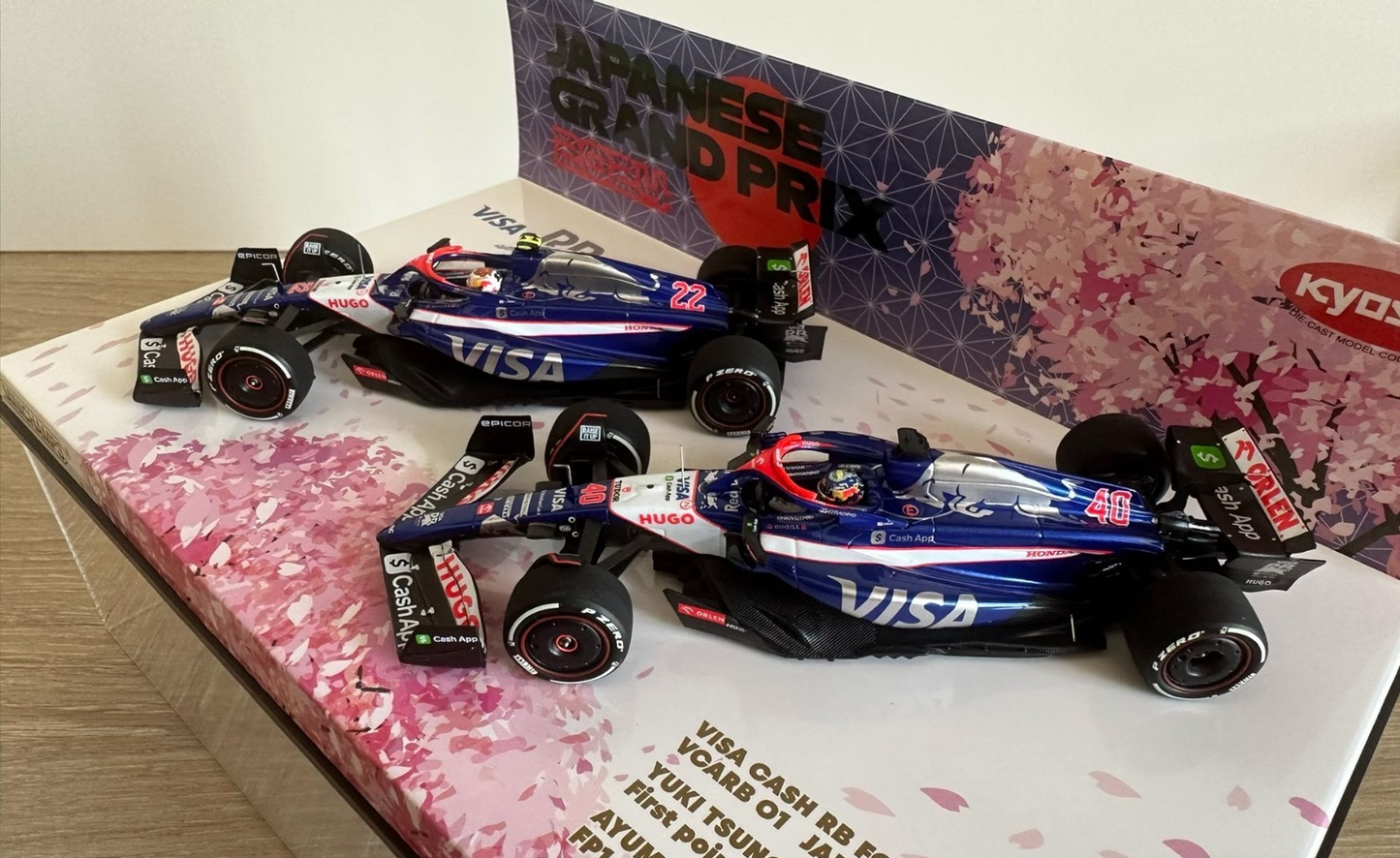 MINICHAMPS Kyosho RB 1/43 F1 Sakura Set Tsunoda Iwasa Limited 336
