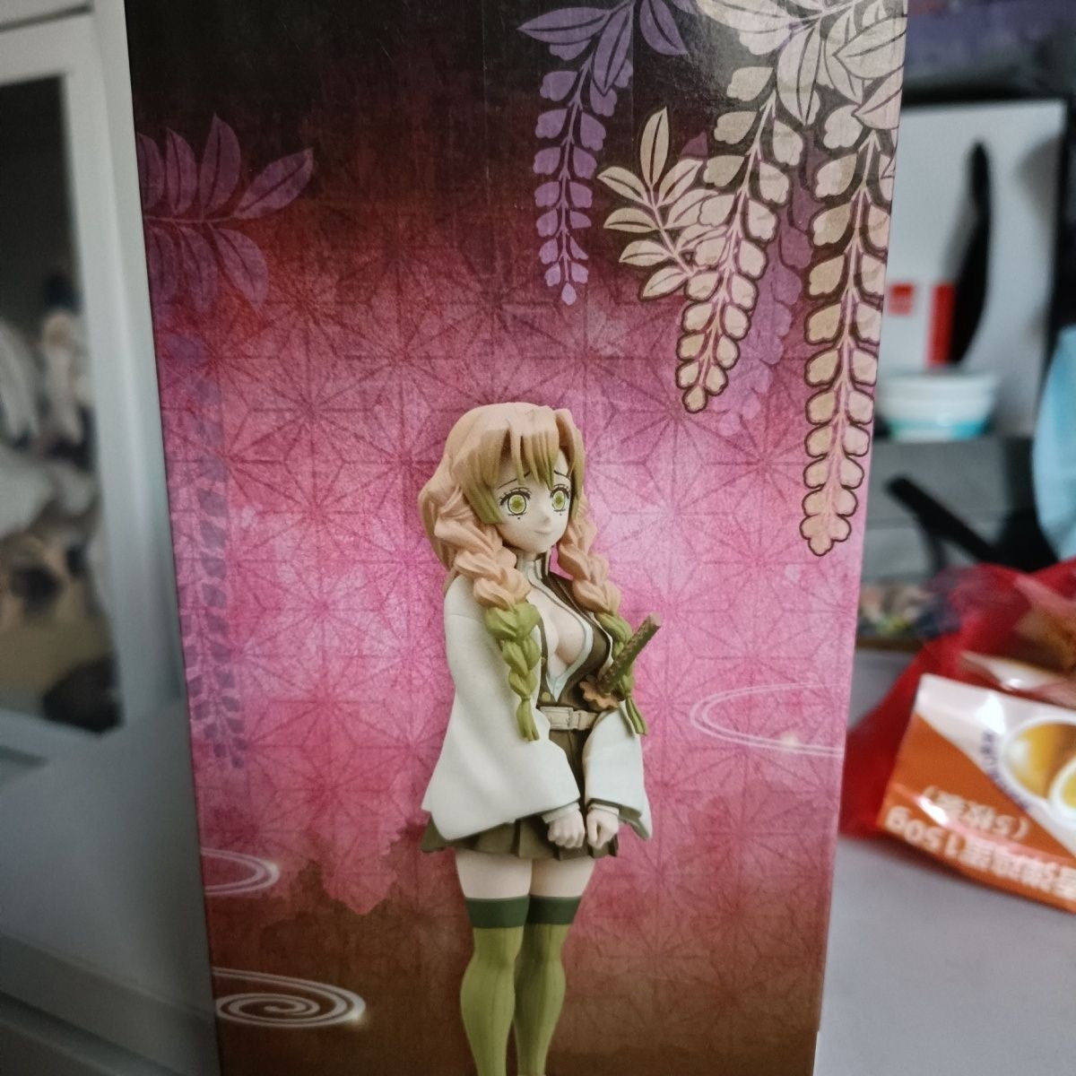 Banpresto Demon Slayer: Kimetsu no Yaiba Vol. 13 Mitsuri Kanroji Figure
