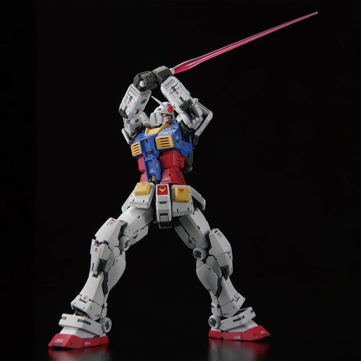 Bandai RG 1/144 RX-78-2 Gundam Ver.2.0 Real Grade Mobile Suit Model Kit New