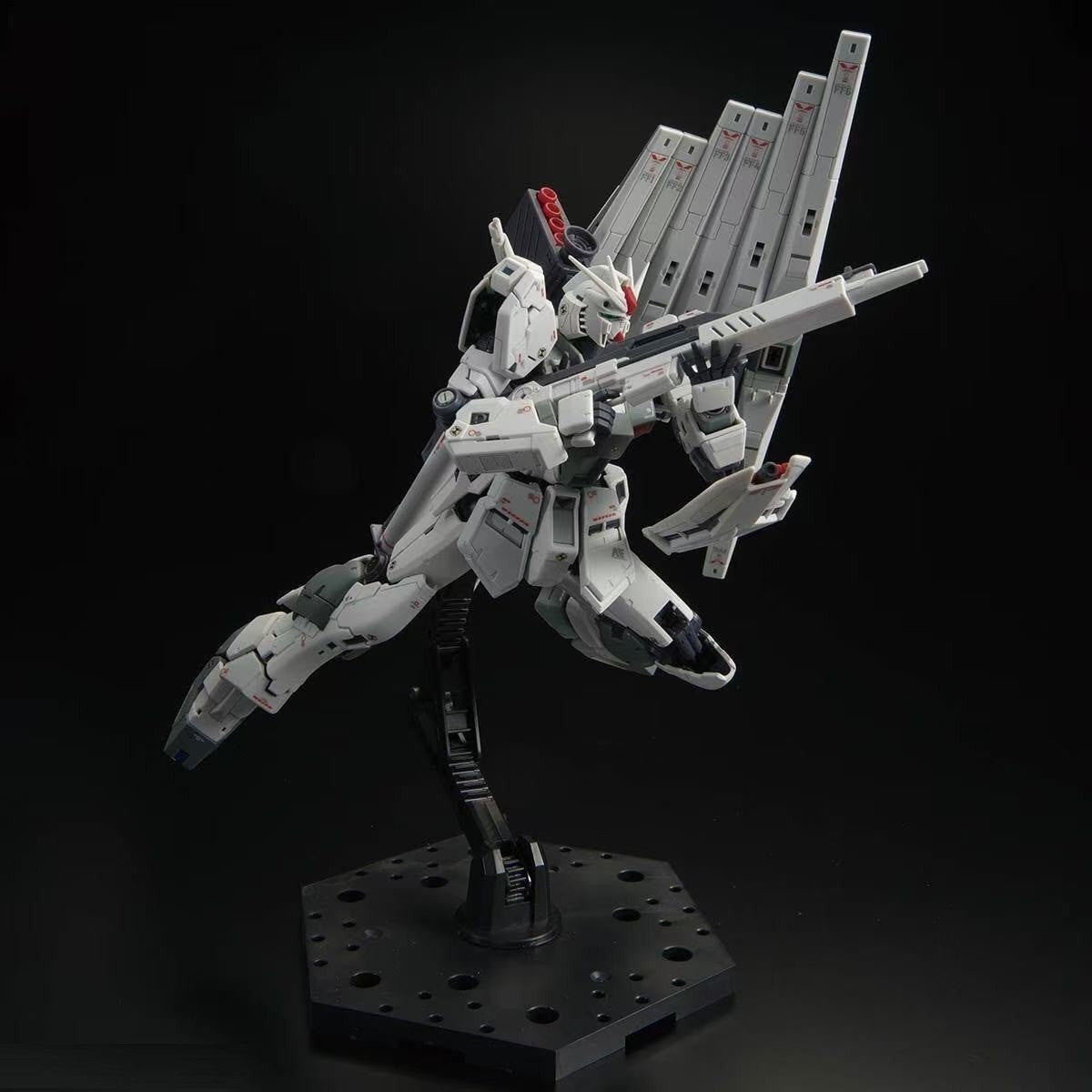 Bandai RG 1/144 RX-93 ν Gundam (First Lot Color Ver.) – Gundam SIDE-F Limited