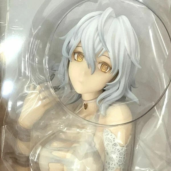 Kotobukiya ARTFX J CODE VEIN Io leaning cuddling her sword 1/7 Figure