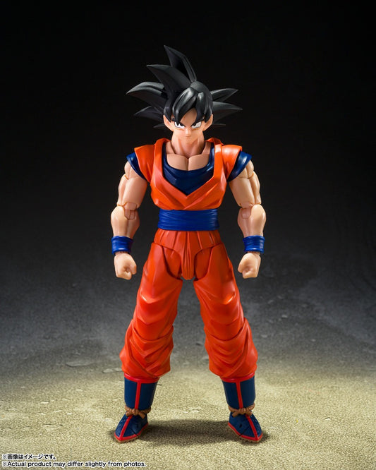 SHF Goku The Saiyan Raised on Earth Dragon Ball Z Figure Bandai
