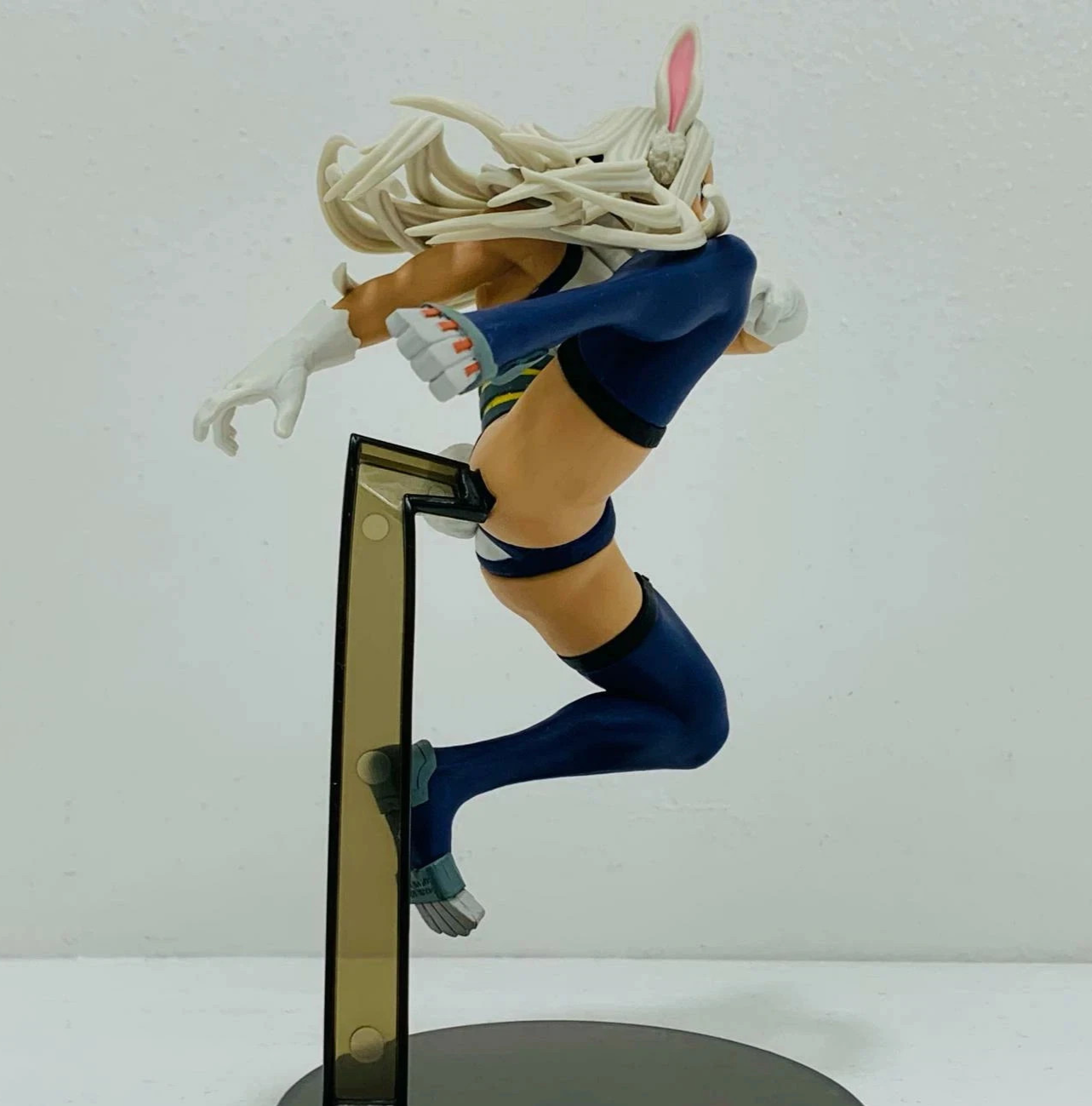 My Hero Academia Mirko The Amazing Heroes Vol.22 No Box