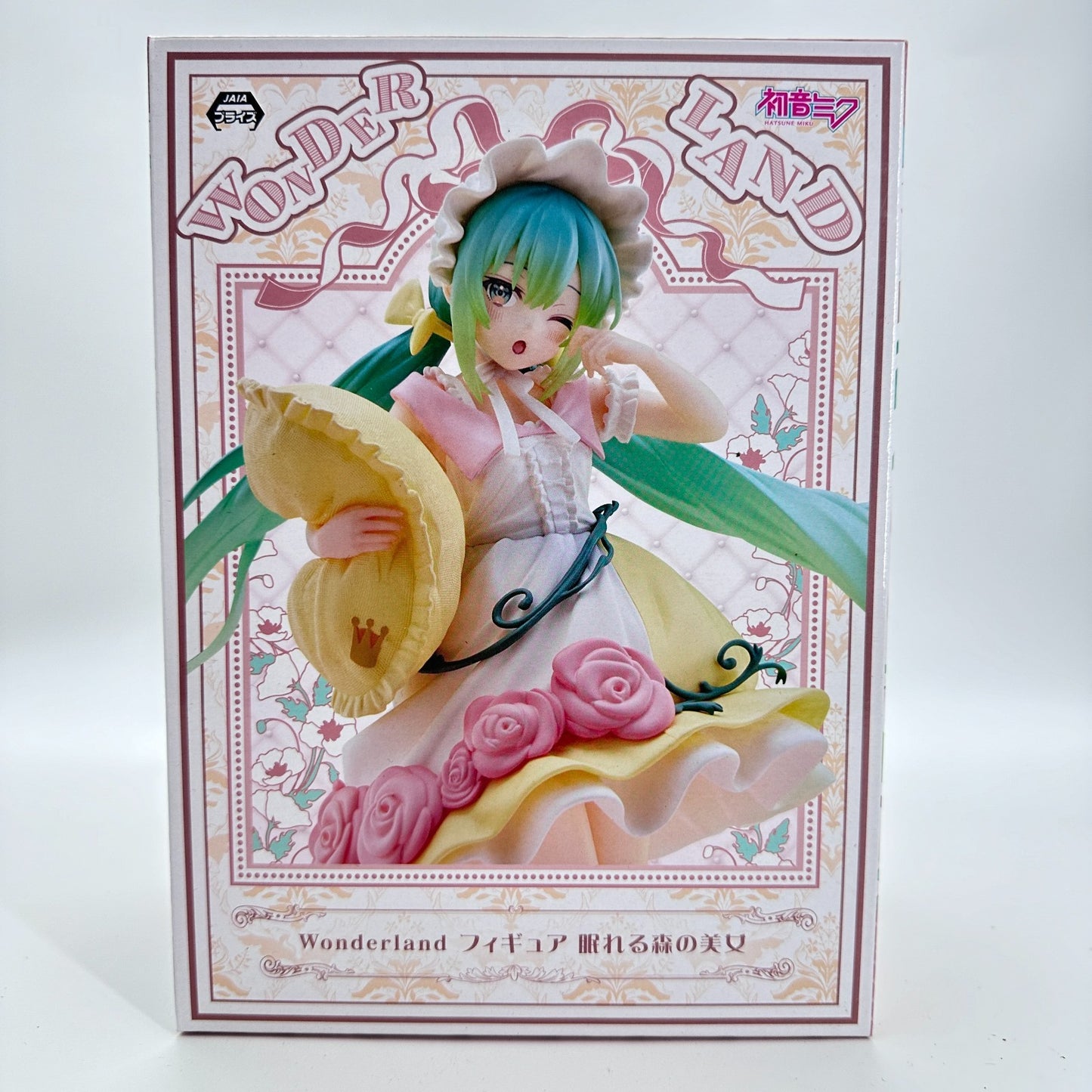 Hatsune Miku Wonderland Figure Sleeping Beauty Ver. | FuRyu Vocaloid