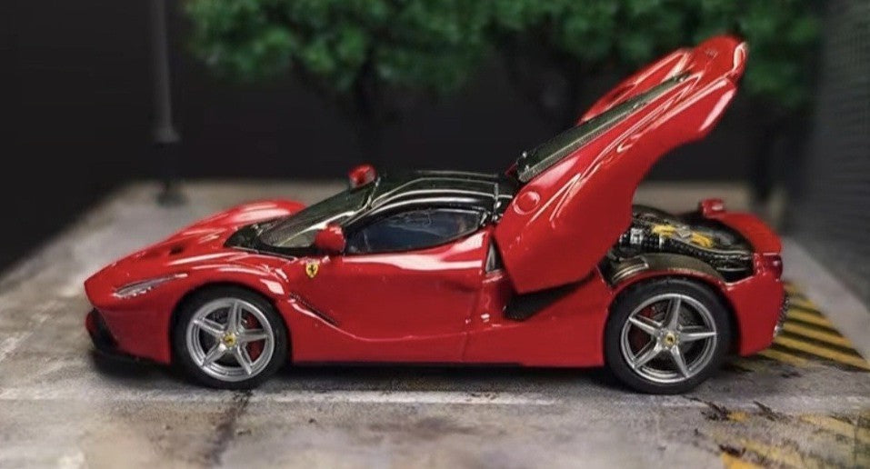 King Model 1/64 Ferrari LaFerrari Red Hardtop Silver Wheels Diecast Rare