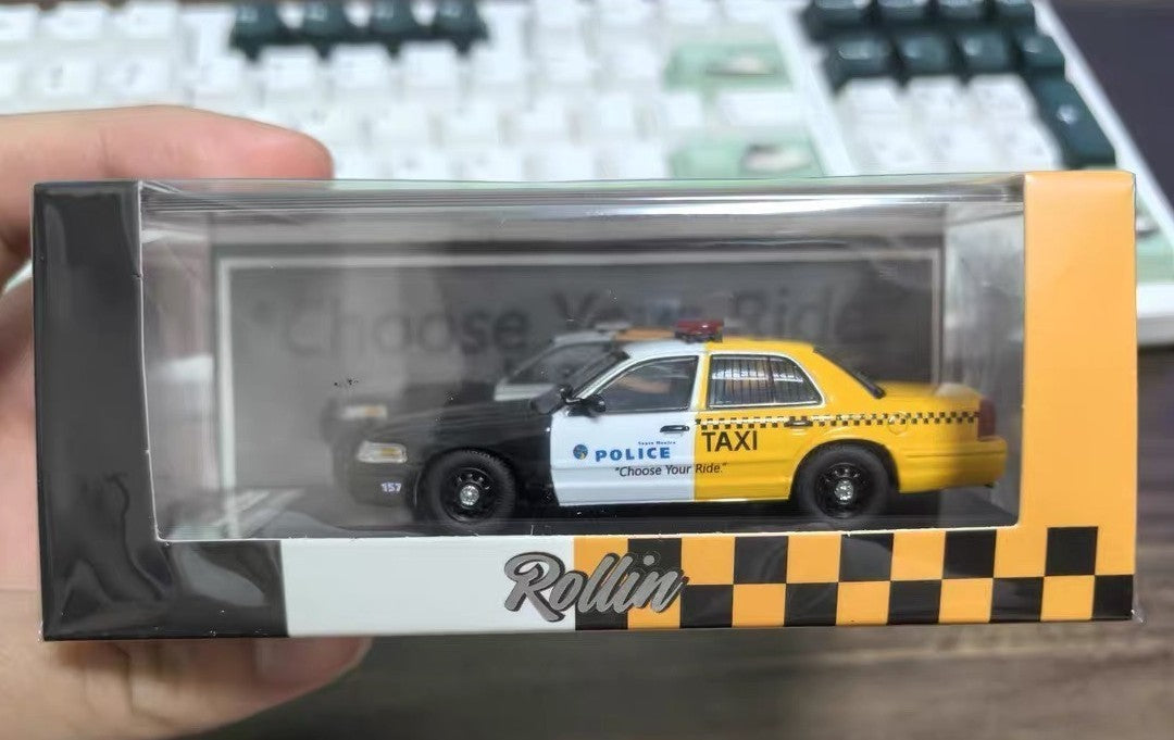 Rollin Ford Crown Victoria Taxi 1/64 Diecast Model Car Yellow Cab