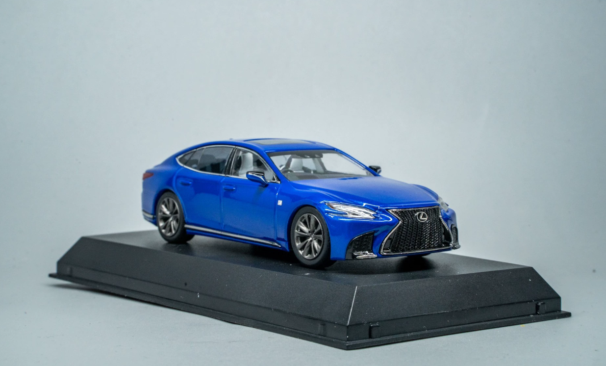 Kyosho 1/43 Lexus LS500 F Sport Blue Diecast Model