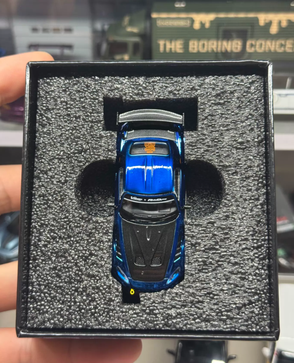 LIOMIO 1:64 Honda S2000 Varis Dark Panther Chrome Blue TMCS 2026