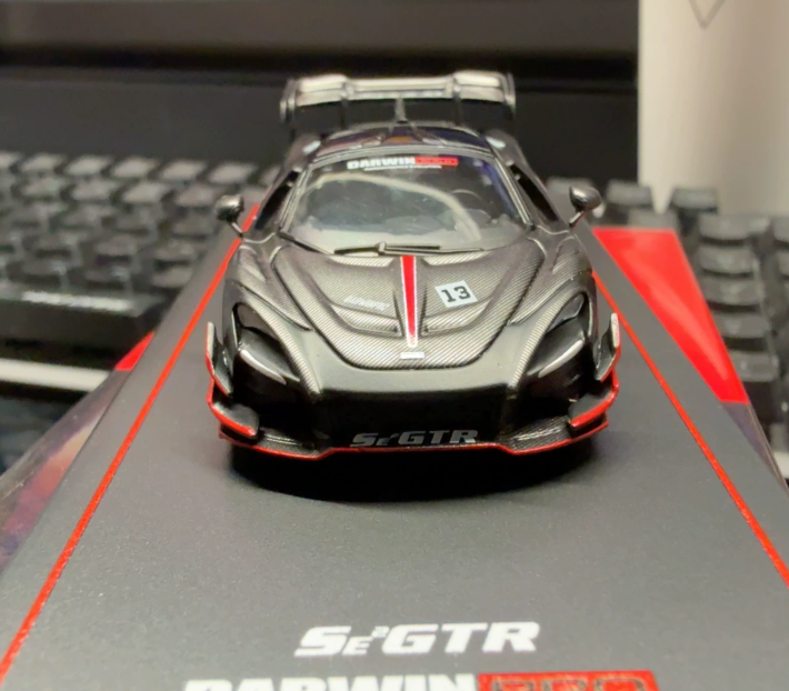 CM Model 1/64 McLaren 720S DarwinPRO Se GTR Matte Black Carbon