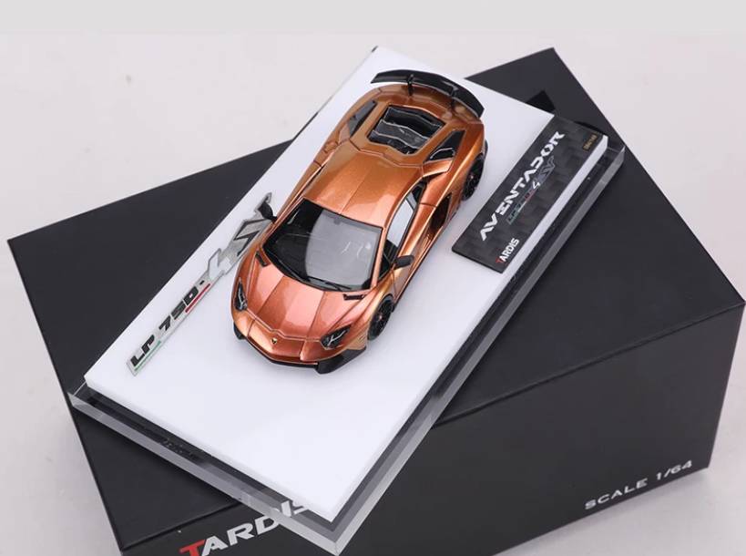TARDIS 1/64 Lamborghini Aventador LP750-4 SV Chameleon Orange Resin