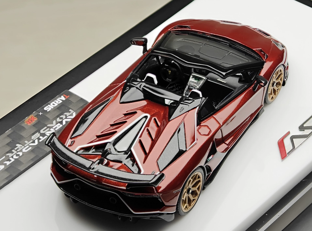 TARDIS XH 1/64 Lamborghini Aventador SVJ Roadster Vino Rosso/White Line Gold