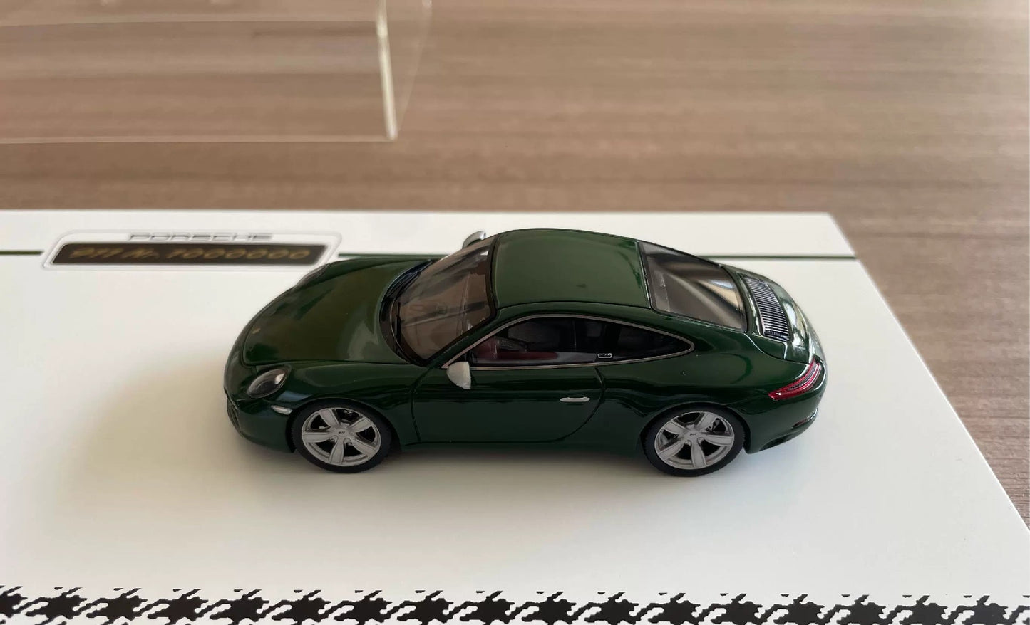 Minichamps 1/43 Porsche 911 No.1000000 Millionth Edition Limited Model