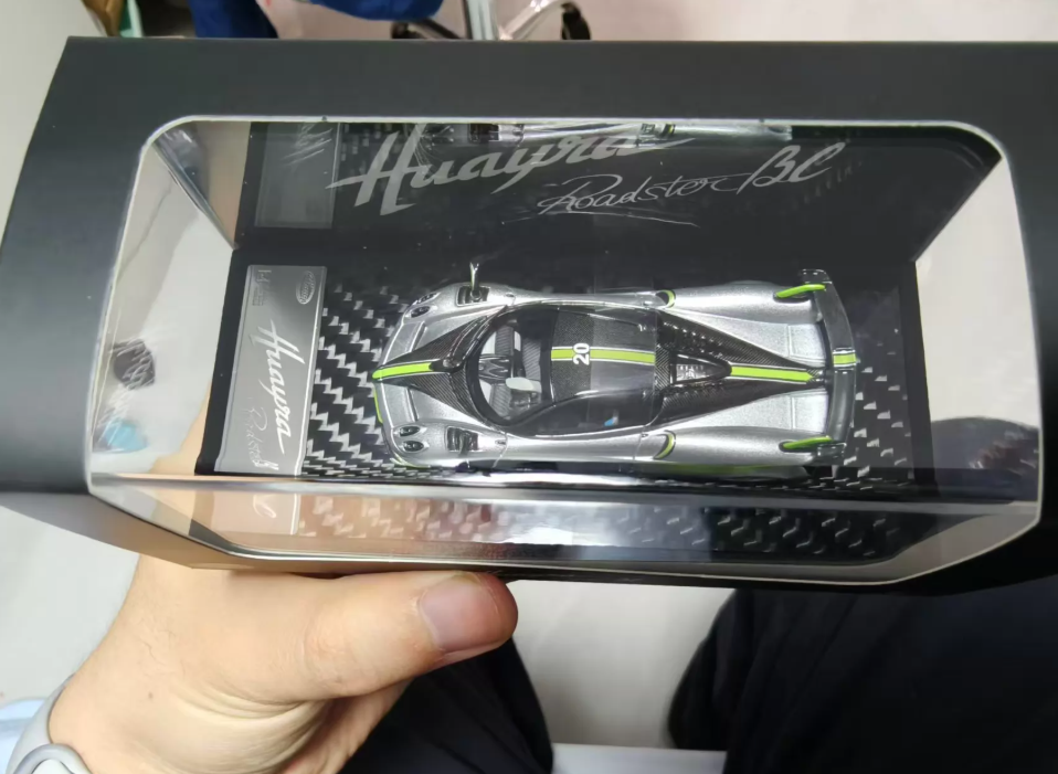 LCD x CTE 2025 1/64 Pagani Huayra Roadster BC Silver Green