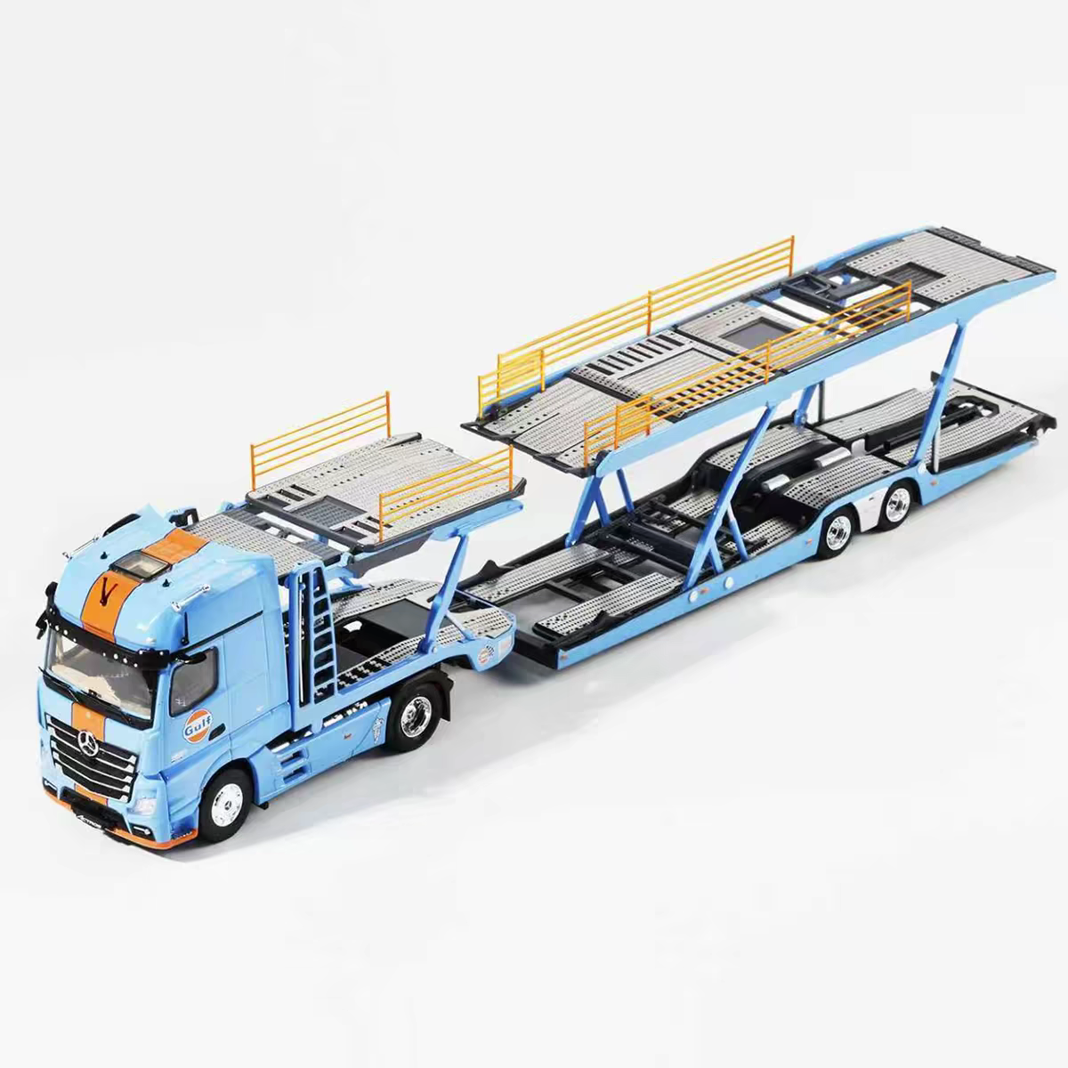 GCD 1/64 Mercedes-Benz Actros Gigaspace Gulf Car Carrier Set