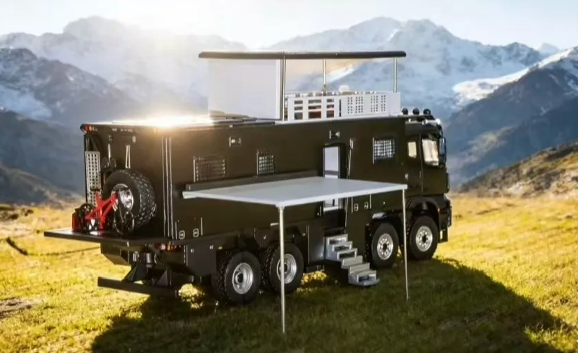 GCD 1/64 Mercedes-Benz Arocs 8x8 RV GT Show Limited