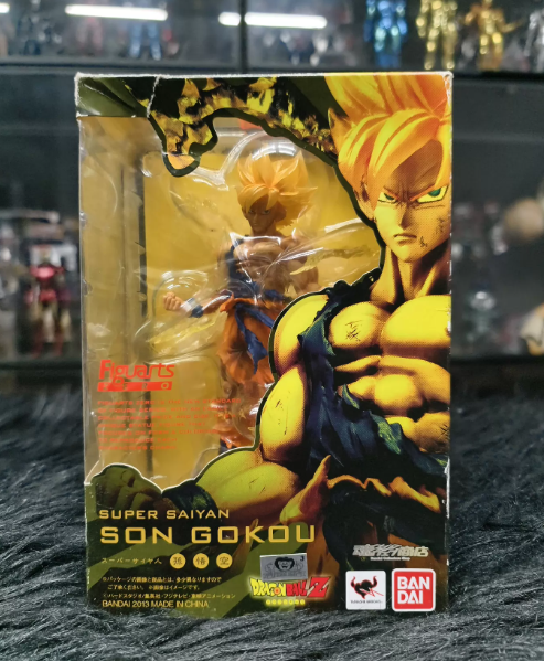 Bandai Figuarts ZERO Dragon Ball Super Saiyan Goku Tamashii Web Exclusive 2013