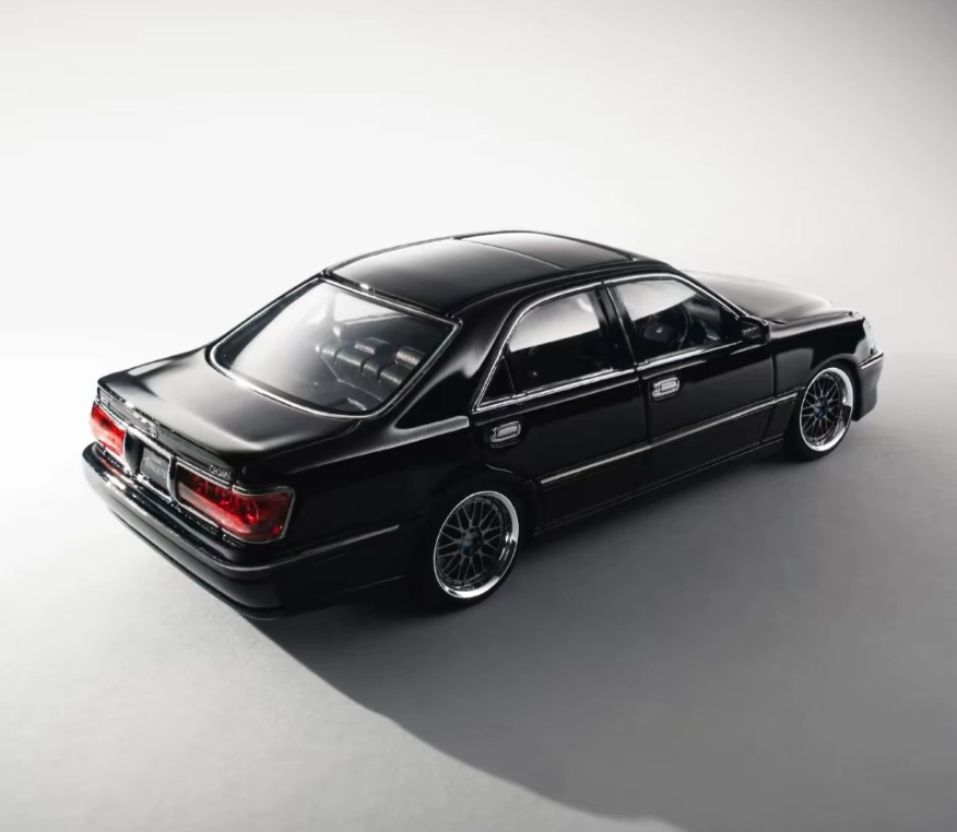 WHELART 1/64 Toyota Crown Athlete JZS171 VIP Gloss Black Foshan APA