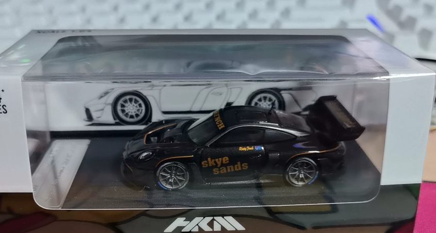 HKM 1/64 Porsche 911 992 GT3 R Rennsport Black Carbon