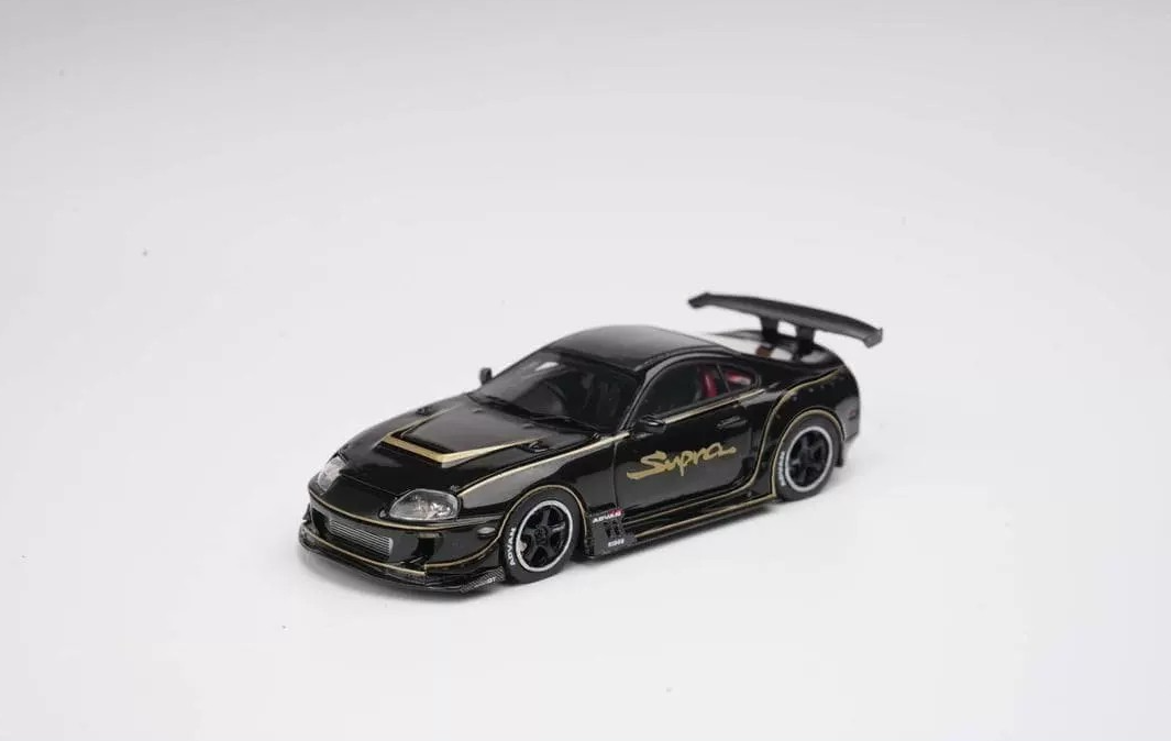 YM Model 1/64 Toyota Supra A80 Black Gold Resin Model