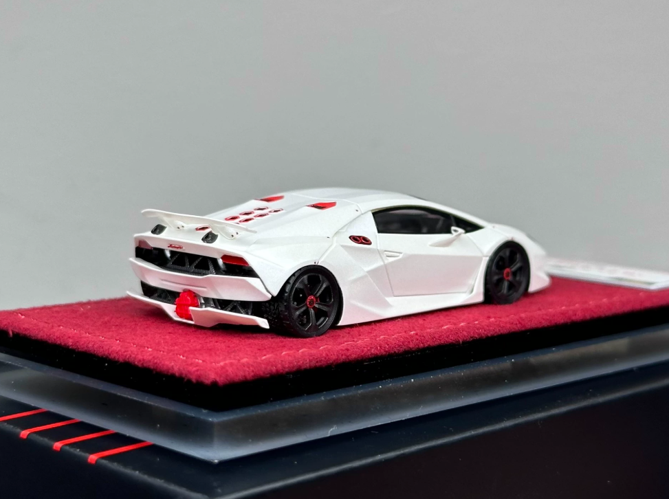 Demon Zone x Made in Heaven 1/64 Lamborghini Sesto Elemento White