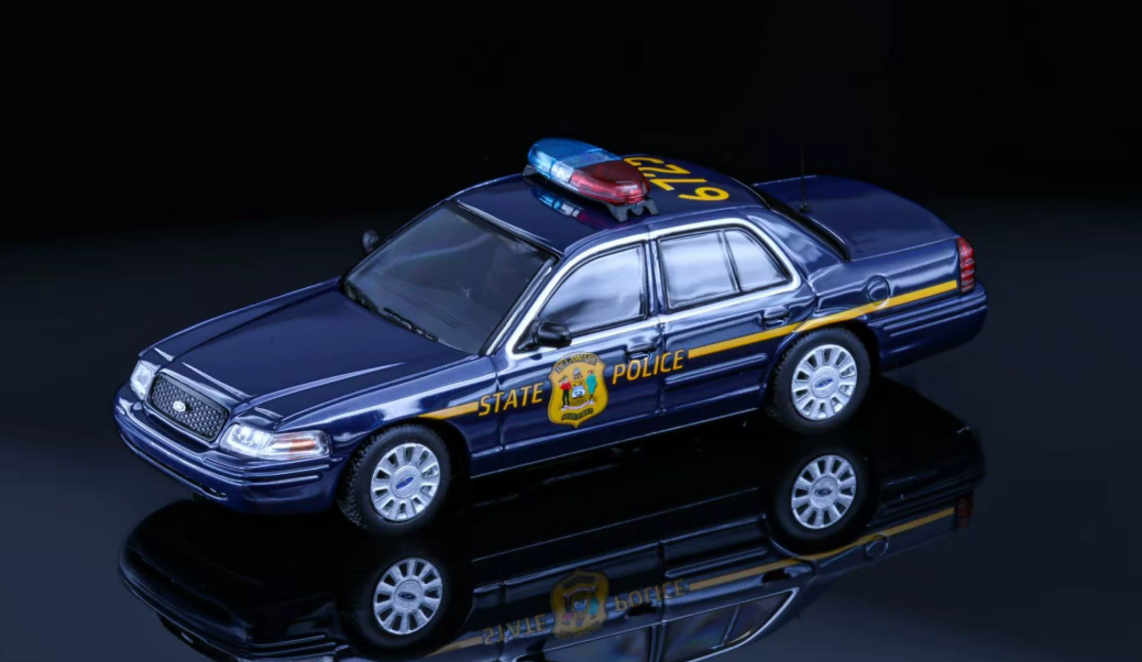 Rollin 1/64 Ford Crown Victoria Delaware State Police