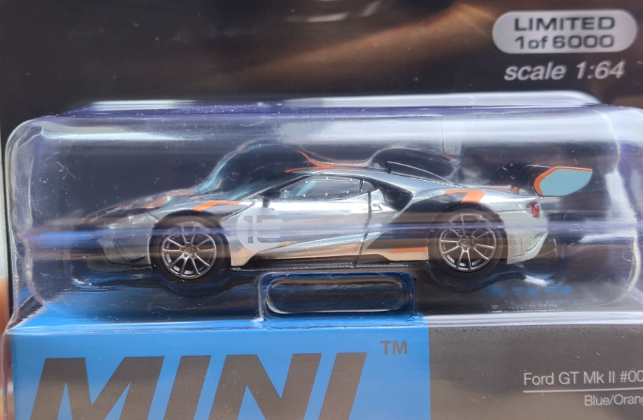 MINI GT 359 Ford GT Mk II Blue Orange Chase 1/64