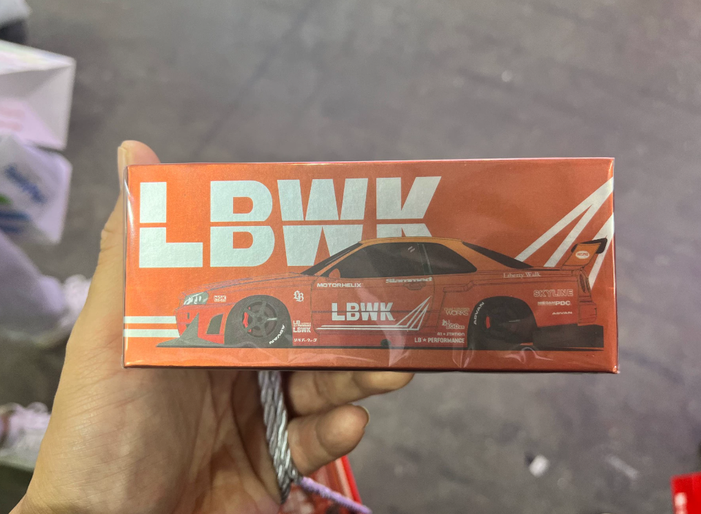 MOTORHELIX 1/64 Nissan Skyline ER34 LB Orange Chrome Toy Expo