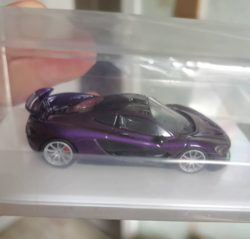 DMH 1/64 McLaren P1 Lantana Purple Metallic Limited Edition