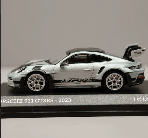 Minichamps 1/64 Porsche 911 GT3 RS 2023 Silver White Wheels