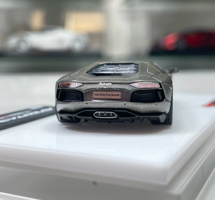 TARDIS 1/64 Lamborghini Aventador LP700-4 Flowing Sand Dark Gold Resin Model
