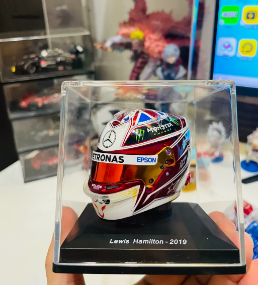 Spark 1:5 Lewis Hamilton 2018 Mexico GP World Champion Helmet