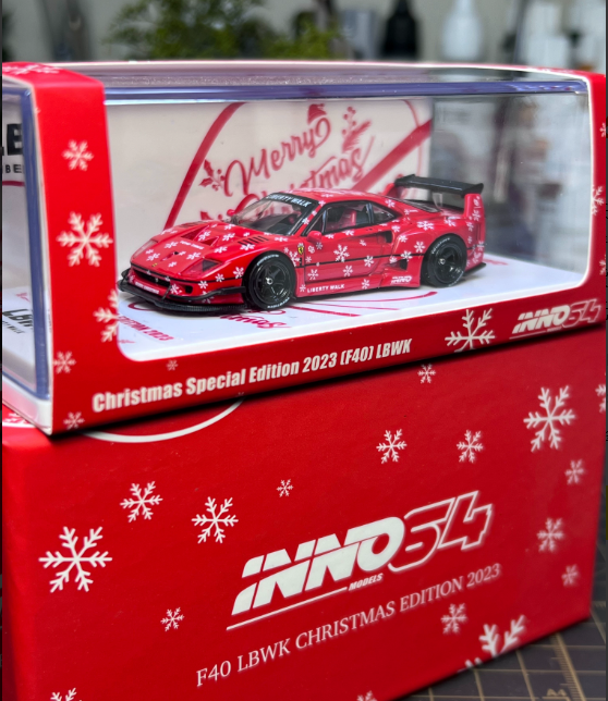 INNO64 1/64 Ferrari F40 LBWK Christmas Special Edition 2023 Diecast Model