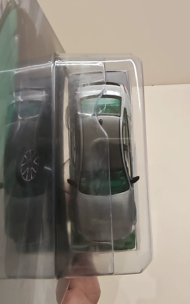 MINI GT 1086 BMW M5 Isle of Man Green Chase Blister 1/64
