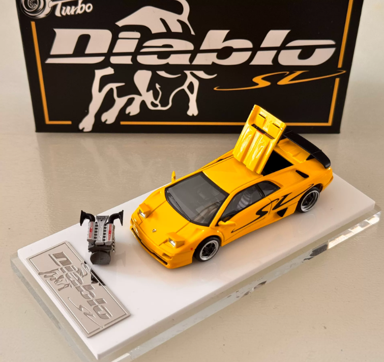 Micro Turbo 1/64 Lamborghini Diablo SV Metallic Yellow