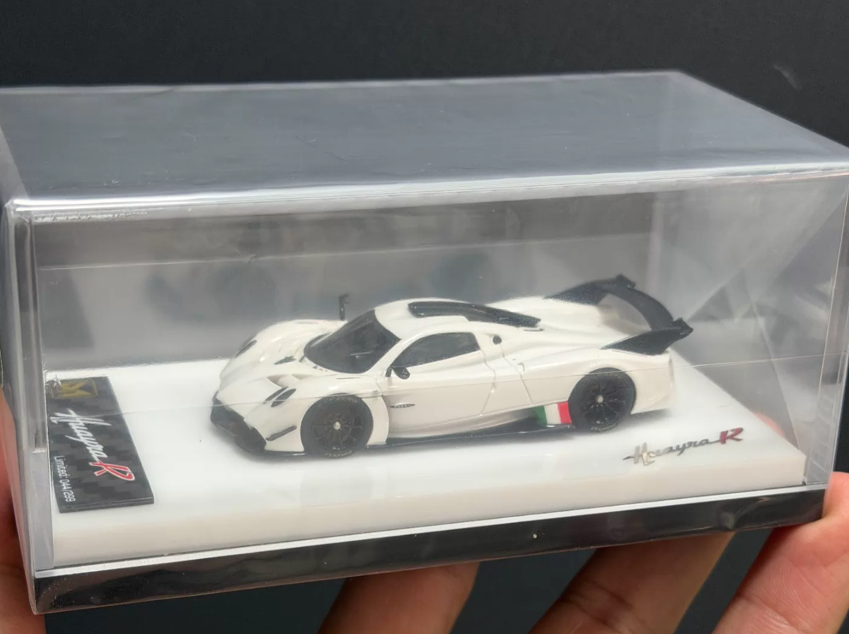 DMY 1/64 Pagani Huayra R White Limited 299