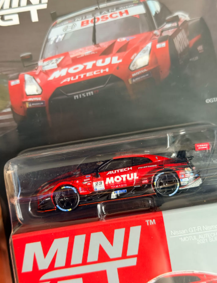 MINI GT 595 Nissan GT-R Nismo GT500 #23 Motul Autech 2021 Super GT 1/64