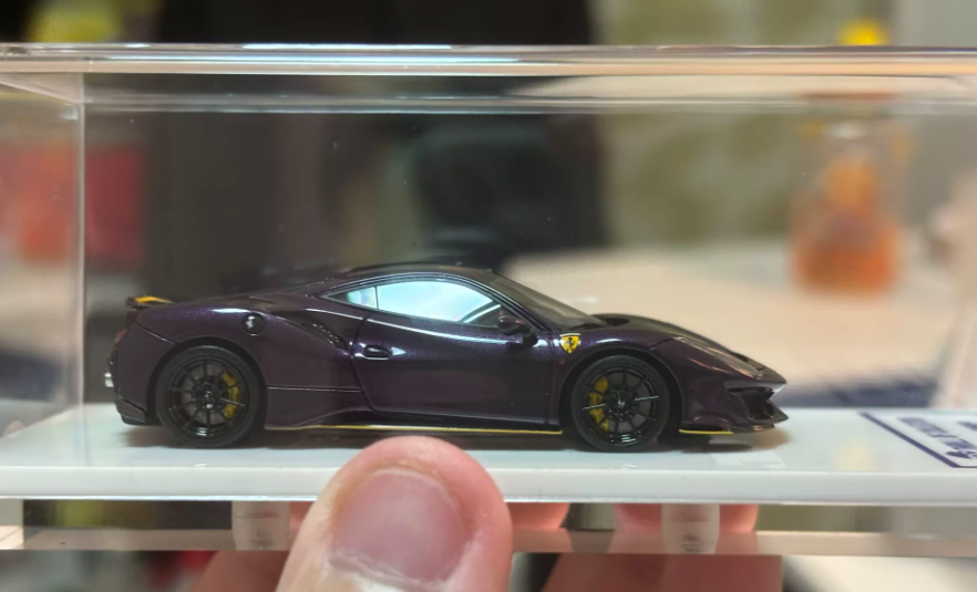 TOC x FuelMe 1/64 Ferrari 488 Pista Viola HK