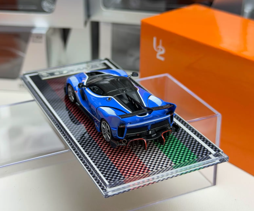 U2 1/64 Ferrari FXX-K Evo Blue White 67 Limited 199