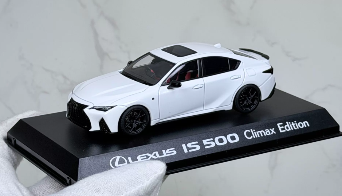Kyosho 1/43 Lexus IS500 Climax Edition White Diecast Model